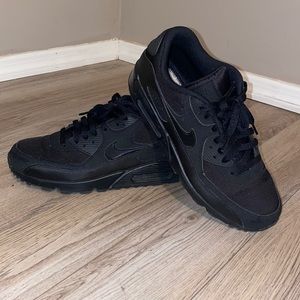 *Mens* Nike Air Max’s